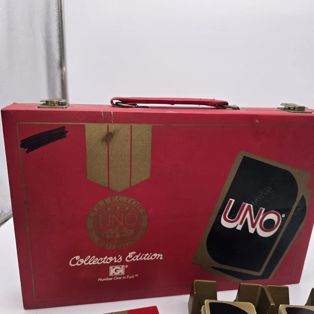 VTG 1982 UNO Collector's Edition‎ Red Briefcase Case IGI Complete New Score Card